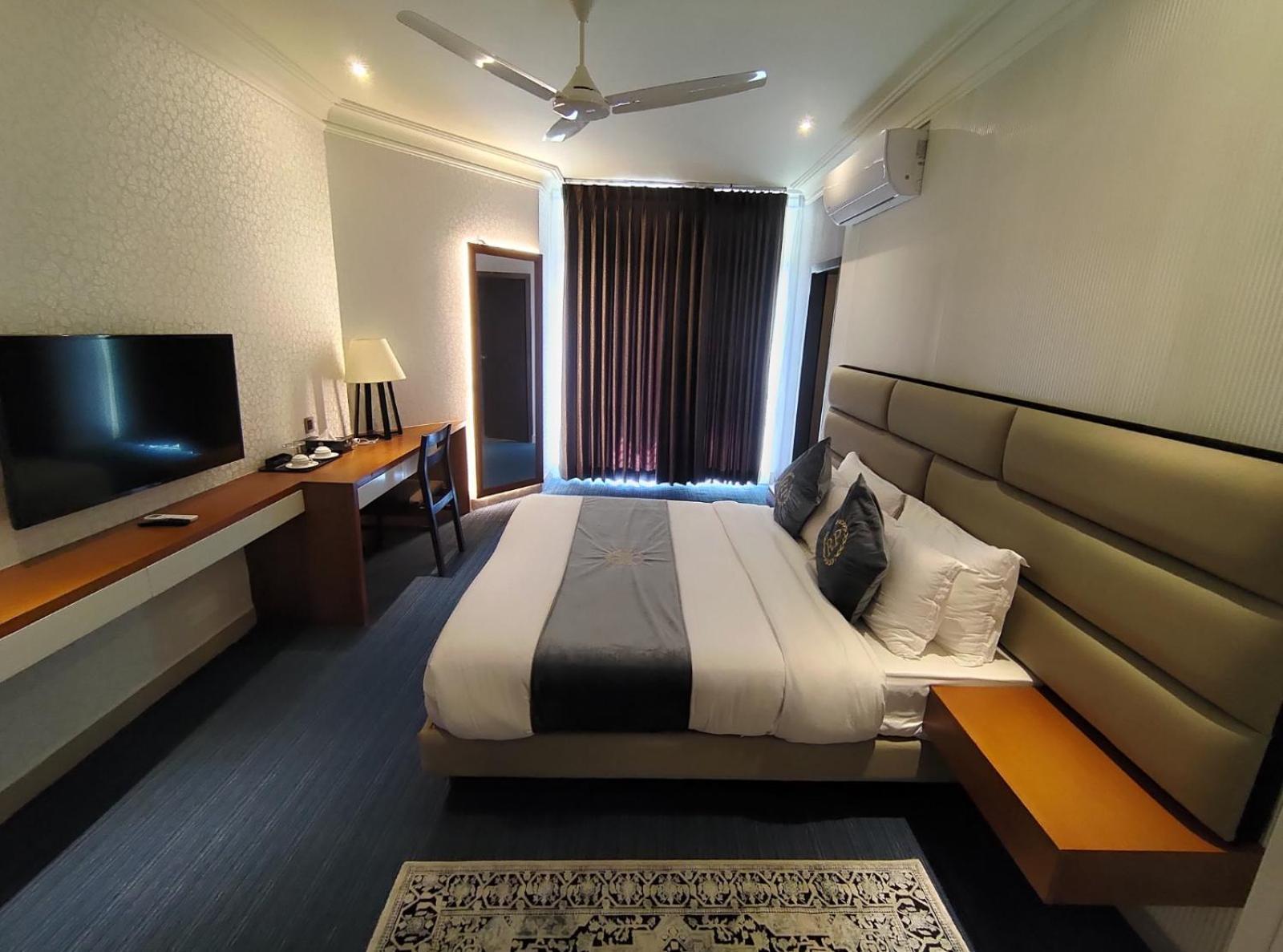 Royal Cox'S Bazar Hotel Exterior foto